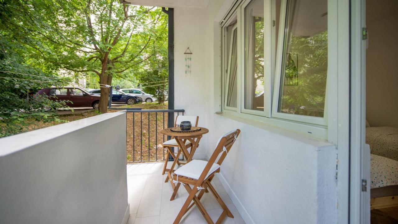 Cozy Apartment, 10 Minutes Walking Distance From The Old Town コトル エクステリア 写真