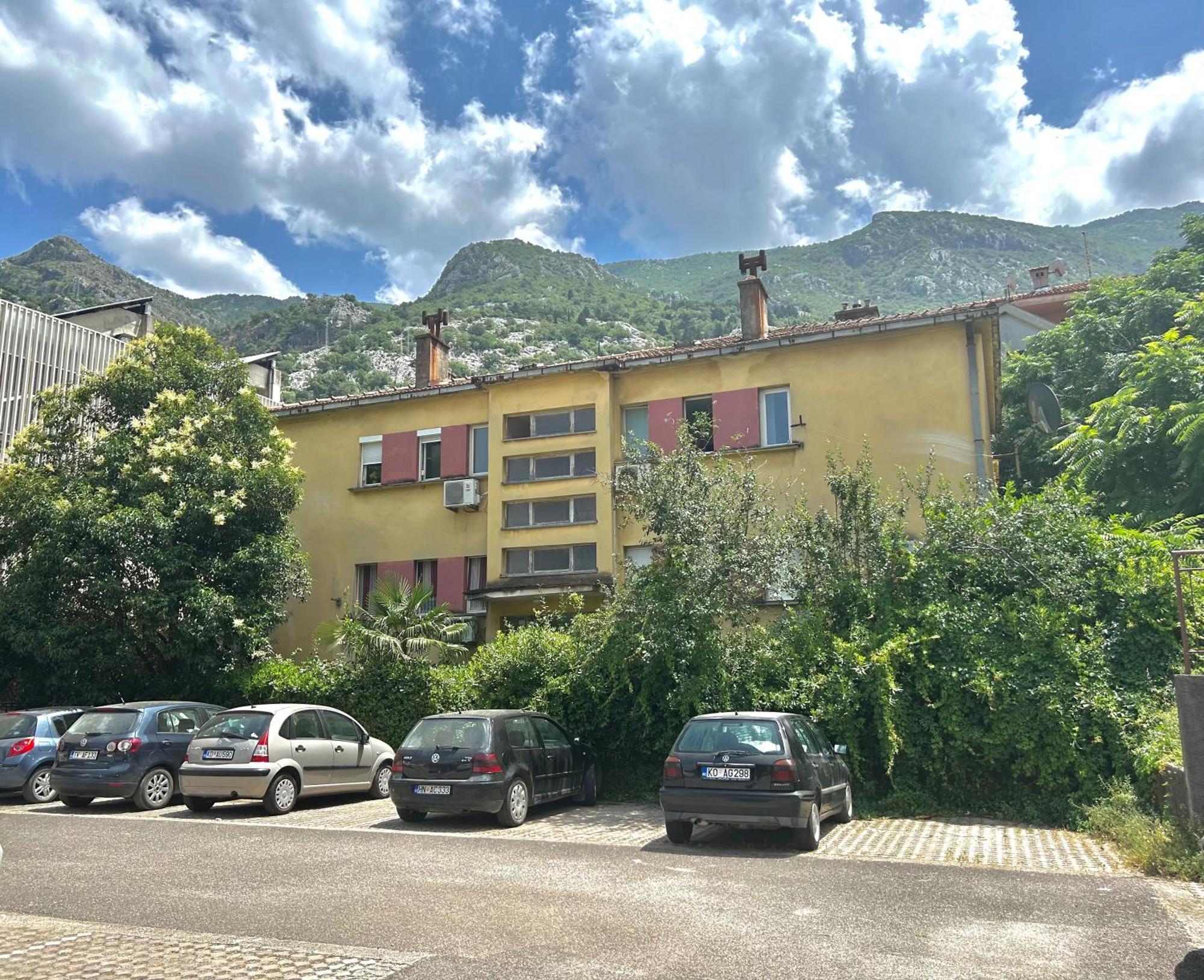 Cozy Apartment, 10 Minutes Walking Distance From The Old Town コトル エクステリア 写真